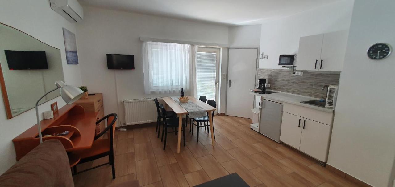 גיינסדיאס Forrest Apartman מראה חיצוני תמונה