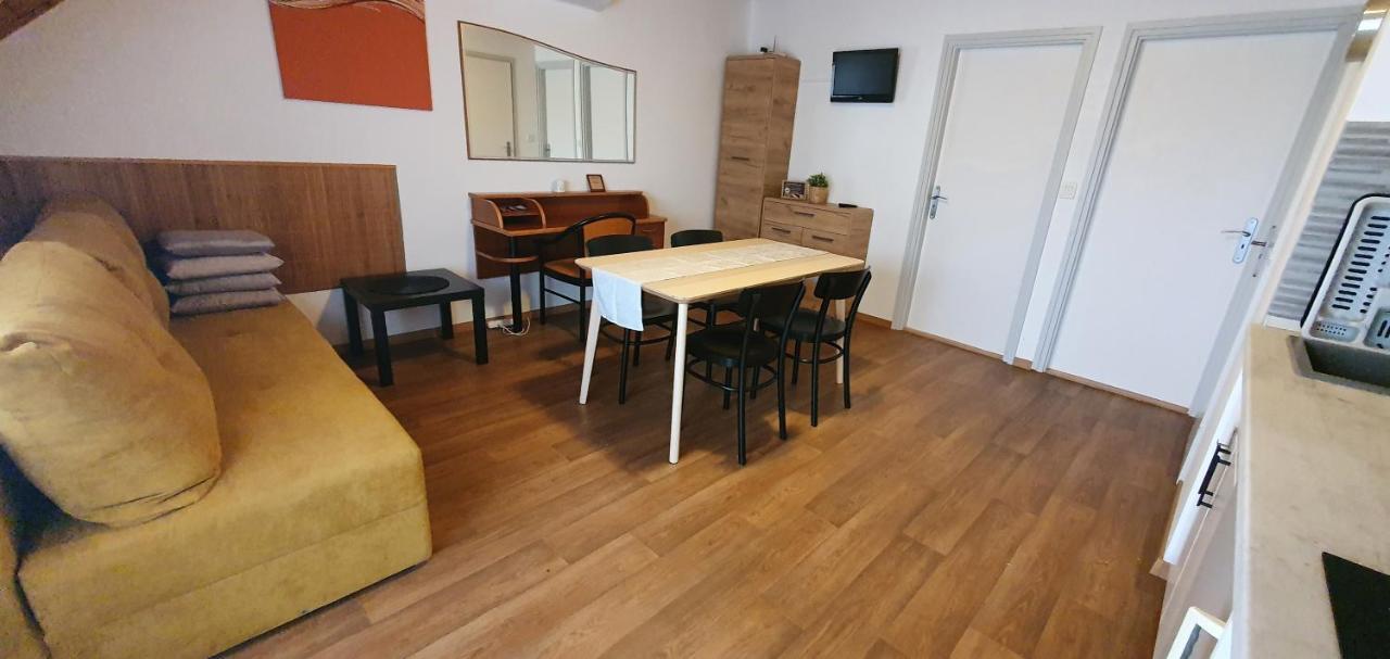 גיינסדיאס Forrest Apartman מראה חיצוני תמונה