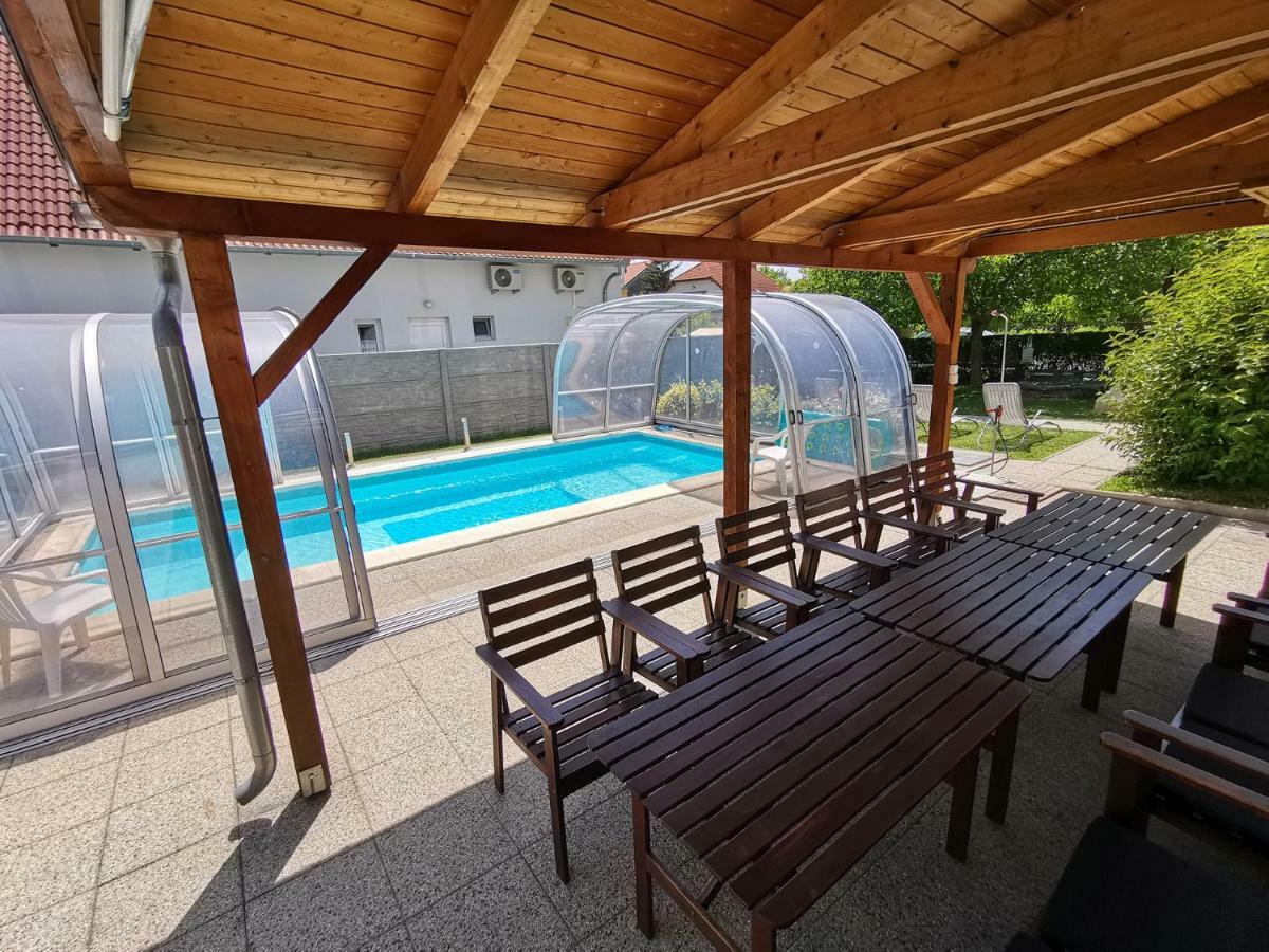 גיינסדיאס Forrest Apartman מראה חיצוני תמונה